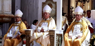 Catedral de Puebla celebra el lavatorio de pies y ritos del Jueves Santo