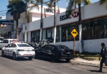 Ministerial resulta herido de bala tras persecución en La Paz