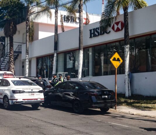 Ministerial resulta herido de bala tras persecución en La Paz