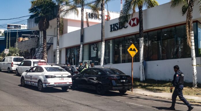 Ministerial resulta herido de bala tras persecución en La Paz