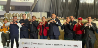 Laura Artemisa resalta entrega de apoyos de viviendas a policías