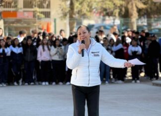 Obra Comunitaria dignifica sanitarios en escuela de Santo Tomás Hueyotlipan