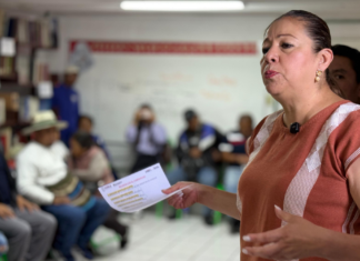 Laura Artemisa encabeza reunión con ejidatarios en Puebla