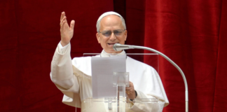 Papa León XIV descarta bendición formal a parejas LGBTQ+