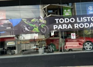 Acusan estafa de Luxury Motors Angelópolis; siguen pidiendo abonos