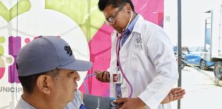 “Médicos Imparables” realizan 150 consultas diarias en Puebla capital