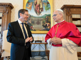 Papa León XIV pide a retomar canales diplomáticos en Medio Oriente