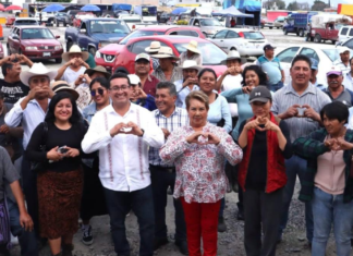 Impulsa Pável Gaspar diálogo con productores de flores para fortalecer al sector