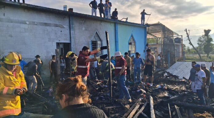 Pánico en Viernes Santo; estalla presunto polvorín y deja tres heridos en la Sierra Norte