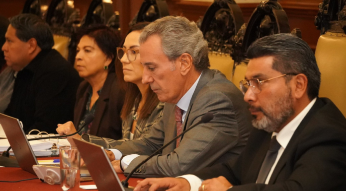 Ayuntamiento de Puebla solicita 440 mdp para adelantar obras públicas