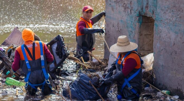 Limpia realiza jornada de limpieza en vaso regulador Puente Negro