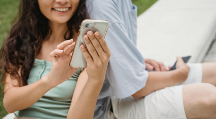 Plantean prohibir redes sociales a menores de 16 años en CDMX