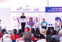 Lupita Cuautle entrega aparatos auditivos y ortopédicos en San Andrés Cholula