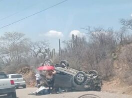 Un lesionado tras volcadura en la San Juan Ixcaquixtla–Acatlán