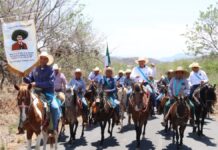 Pável Gaspar participa en cabalgata por aniversario luctuoso de Emiliano Zapata