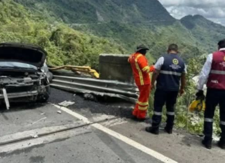 Accidente en la México–Tuxpan deja madre e hija sin vida