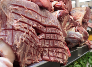 Alza de precios en alimentos golpea ventas en mercados de Puebla