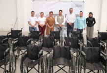Omar Muñoz entrega 73 aparatos a personas con discapacidad