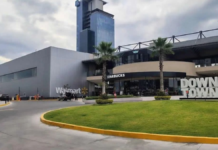 Sujetos armados asaltan a cuentahabiente en Lomas de Angelópolis