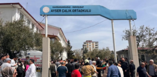 Estudiante abre fuego en colegio turco; mueren 4 personas