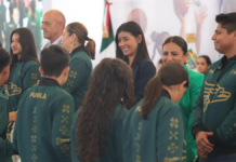 Abanderan a más de mil atletas poblanos rumbo a la CONADE 2026