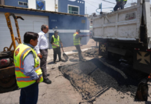 Pepe Chedraui supervisa bacheo en Las Hadas Mundial 86