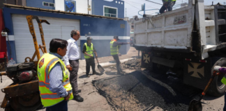 Pepe Chedraui supervisa bacheo en Las Hadas Mundial 86