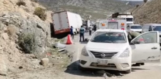 Choque múltiple en la Cuacnopalan–Oaxaca deja daños materiales