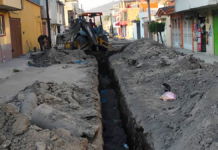 Rehabilitan drenaje en calle Mariano Escobedo de Texmelucan
