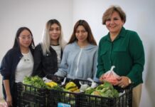 Floricel González impulsa entrega de Despensas Verdes en Teziutlán