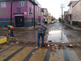 San Pedro Cholula atiende inundaciones y obstrucciones en coladeras