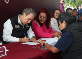 Pepe Chedraui atiende solicitudes ciudadanas en la Romero Vargas