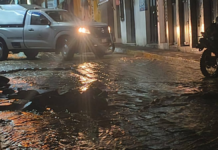 Lluvia con granizo deja afectaciones en calles y viviendas de Atlixco