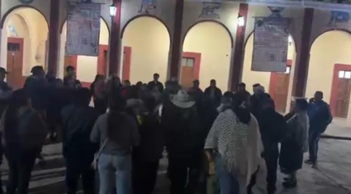 Pobladores de Zacapexpan piden retirar concesión de combis tras accidente