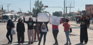 Padres denuncian presunto acoso a alumnas de primaria en Puebla