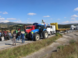 Transportistas y campesinos alistan paro nacional con bloqueos carreteros