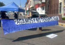 Colonos bloquean el bulevar Esteban de Antuñano por falta de agua