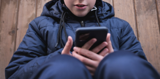 Llaman a vigilar redes de jóvenes tras amenazas en escuelas de Puebla