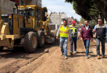 Supervisan trabajos de rehabilitación vial en bulevar Apulco