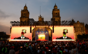 31 Minutos reúne a miles de personas en el Zócalo de la CDMX