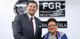 Ernestina Godoy visita y supervisa sede de la FGR en Puebla