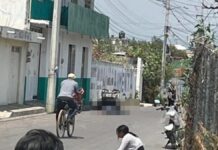 Asesinan a dos jóvenes frente a taller de motocicletas en Acatzingo