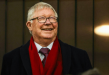 Alex Ferguson fue trasladado al hospital previo al clásico inglés