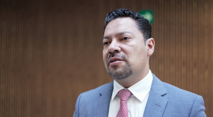 Morena Puebla alista reglas contra promoción anticipada para 2027