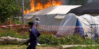 Pacientes con ébola huyen por ataques a centros de salud en el Congo