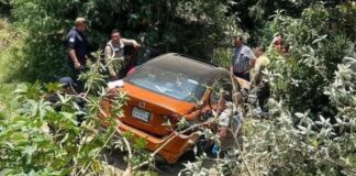 Estudiantes de CBTIS se lesionan tras caer a barranco en Teziutlán