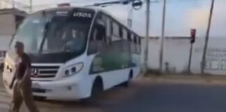 Bloquean Valsequillo tras detención de pobladores de Santo Tomás Chautla
