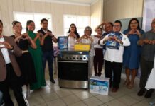 Tonantzin Fernández equipa centros educativos en San Pedro Cholula