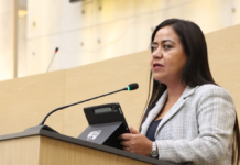 Celia Bonaga propone garantizar 185 días efectivos de clases