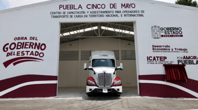 Puebla inaugura primer centro de capacitación para operadores de carga